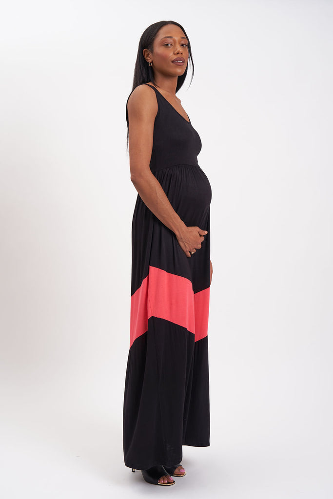 Sleeveless, chevron print maxi maternity dress - black with pink chevron stripe.